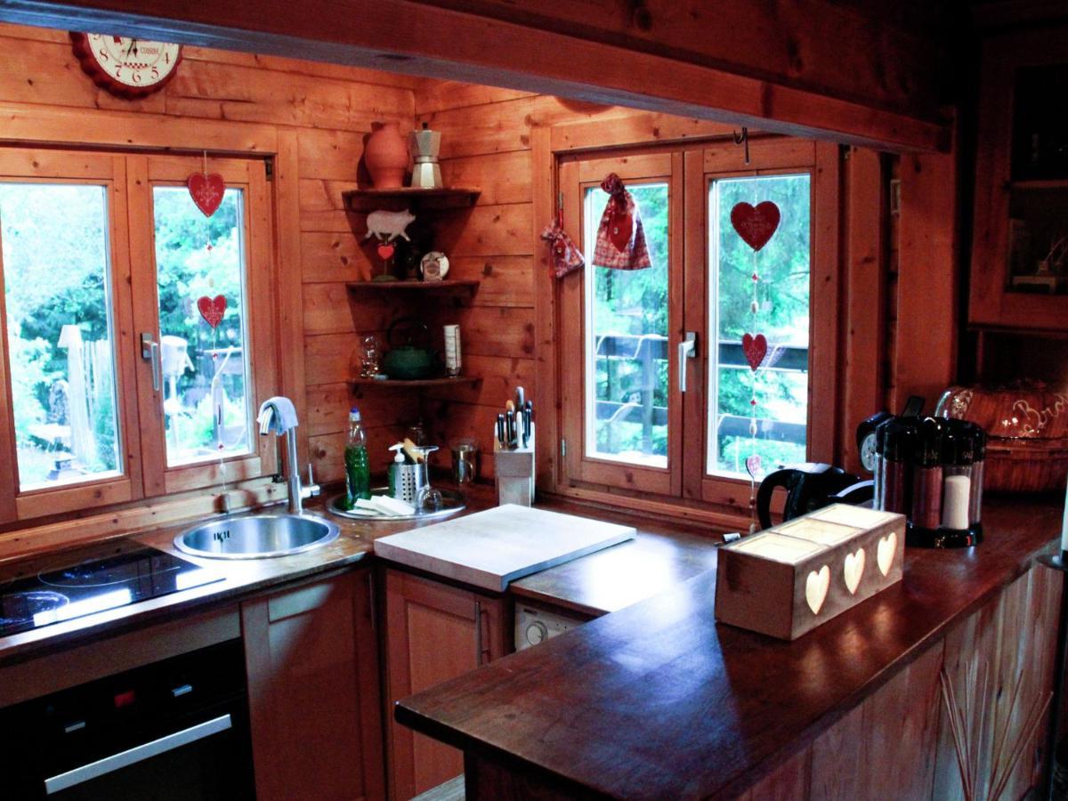 Cosy Chalet With Private Sauna In Bousseviller Номер фото